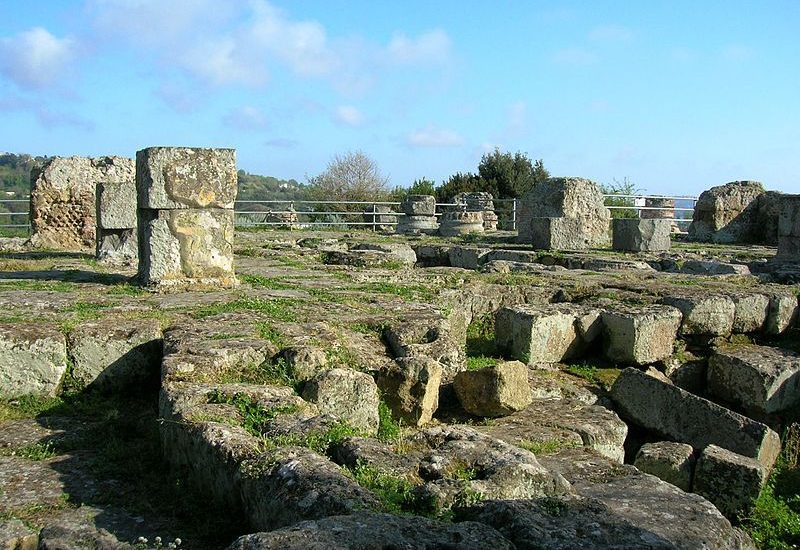 Cuma archeological park guided tour