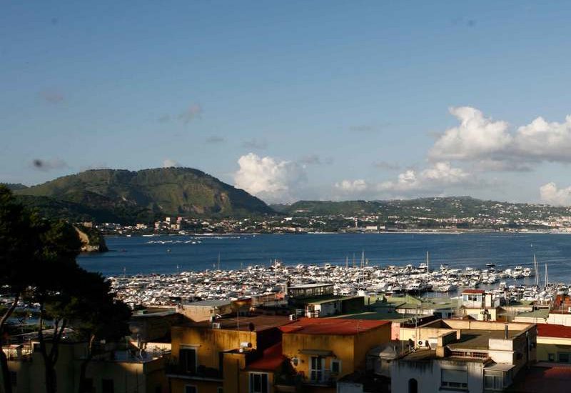 Phlegrean fields Pozzuoli historic centre guided tour